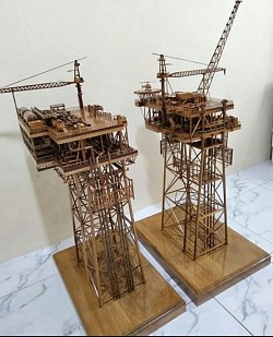 Our miniature rig facility, highlighting our complex designs